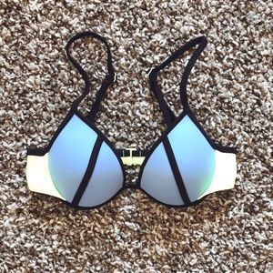 Victoria’s Secret swimsuit top (push-up)